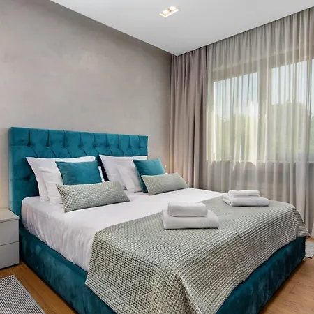 Apartman Luxury Iris Adriatica ***** *