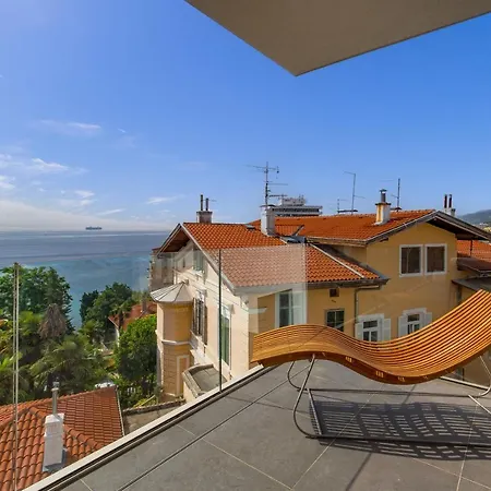 Apartman Luxury Iris Adriatica ***** *